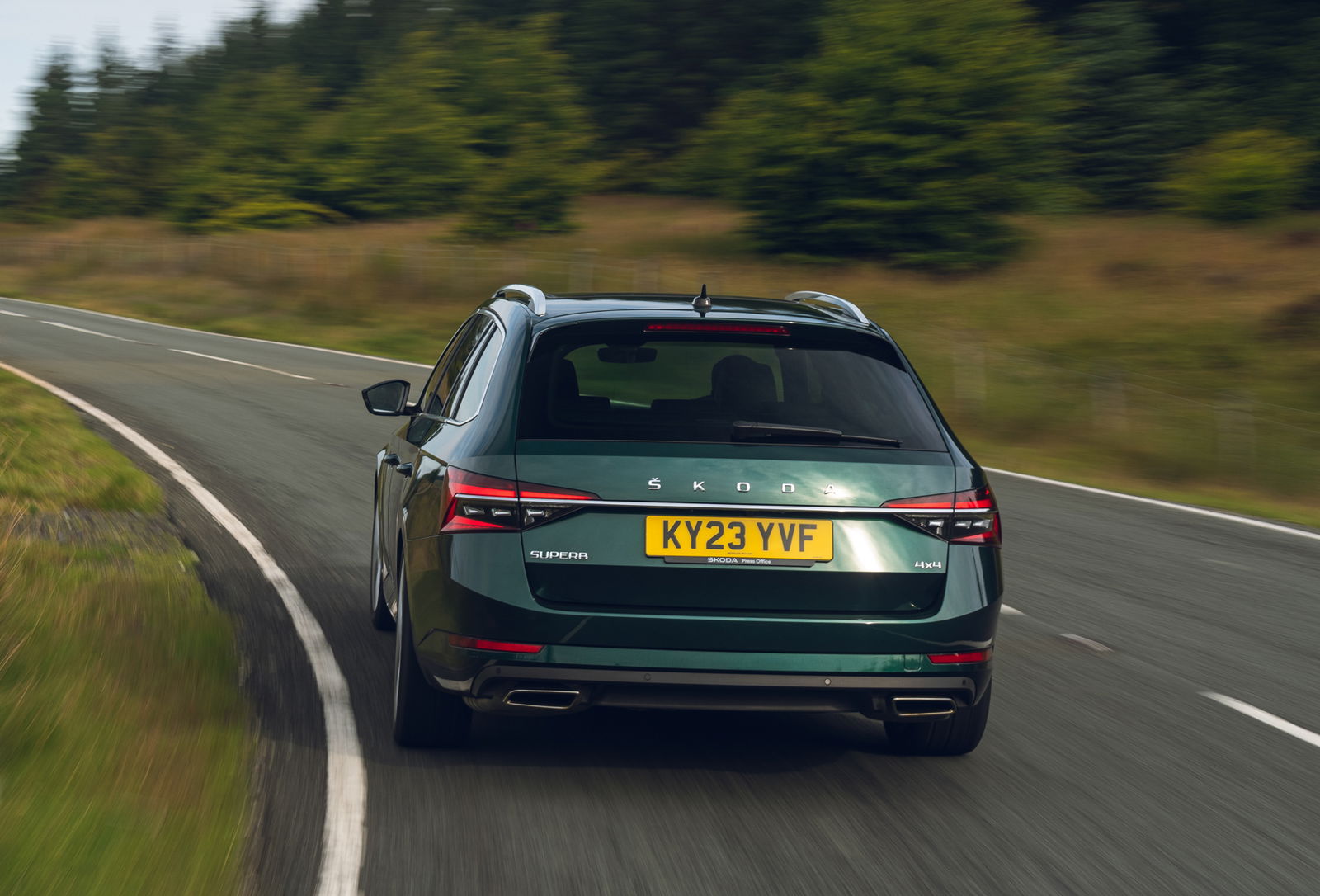 Skoda Superb Sleeper Edition - rear